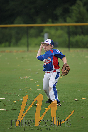 CR2D1855